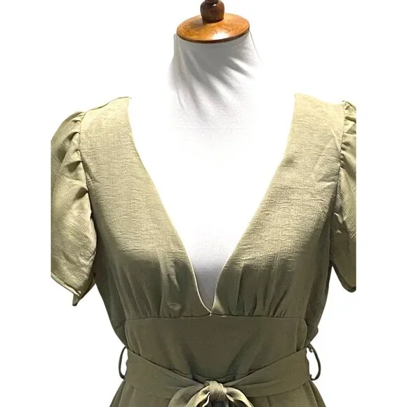 Petal & Pup Orin Jumpsuit Beige Size 8 NWT - Picture 6 of 15